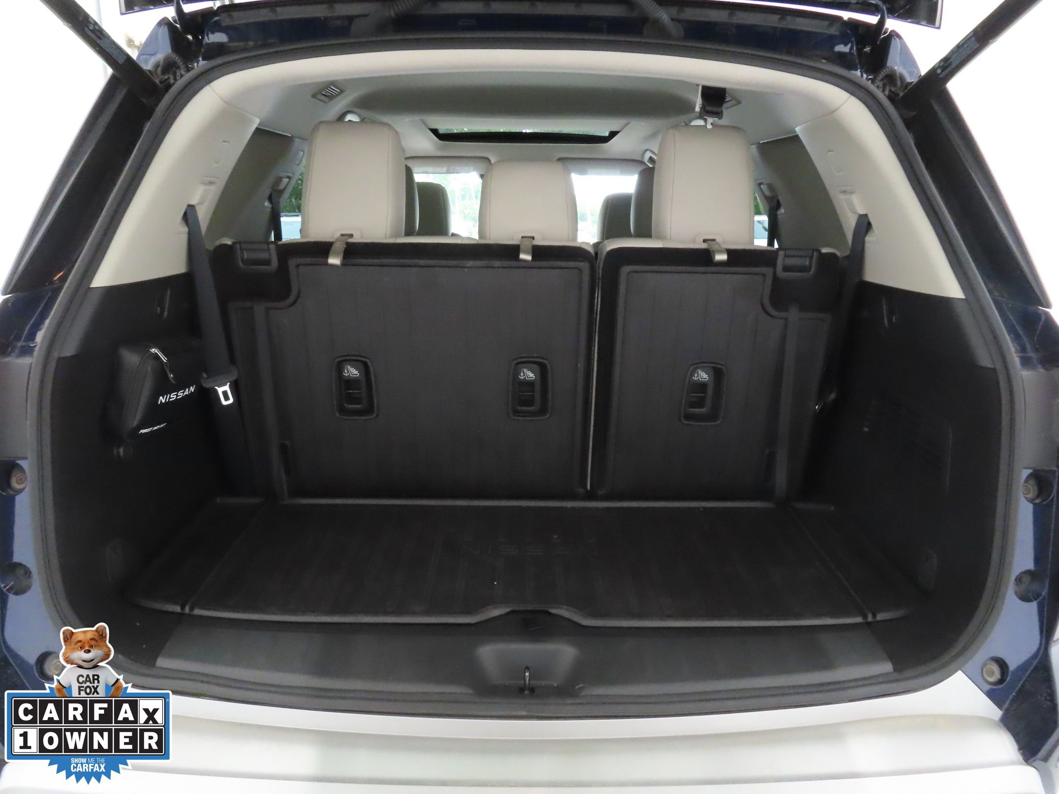Used 2023 Nissan Pathfinder SL w/ SL Premium Package FWD image 26