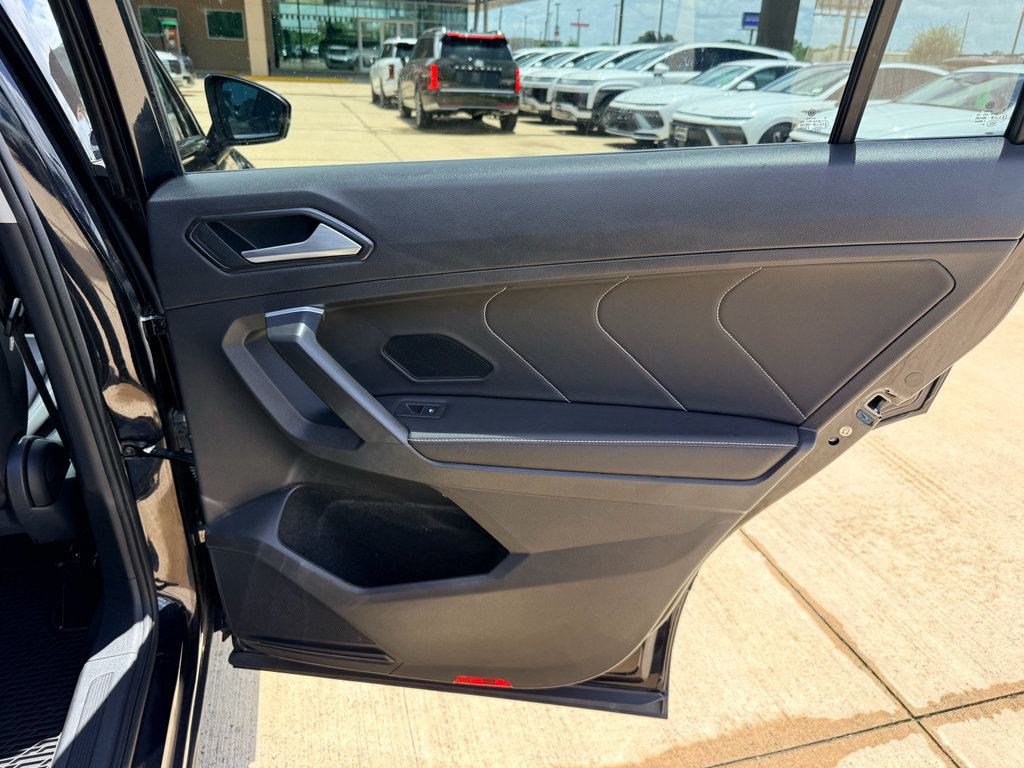Used 2024 Volkswagen Tiguan Wolfsburg Edition FWD image 13
