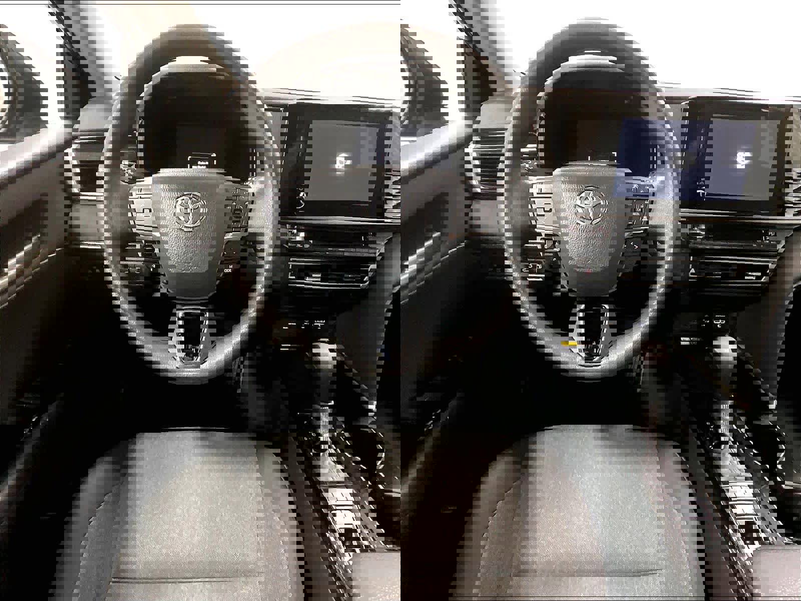 Certified 2025 Toyota Camry LE image 17