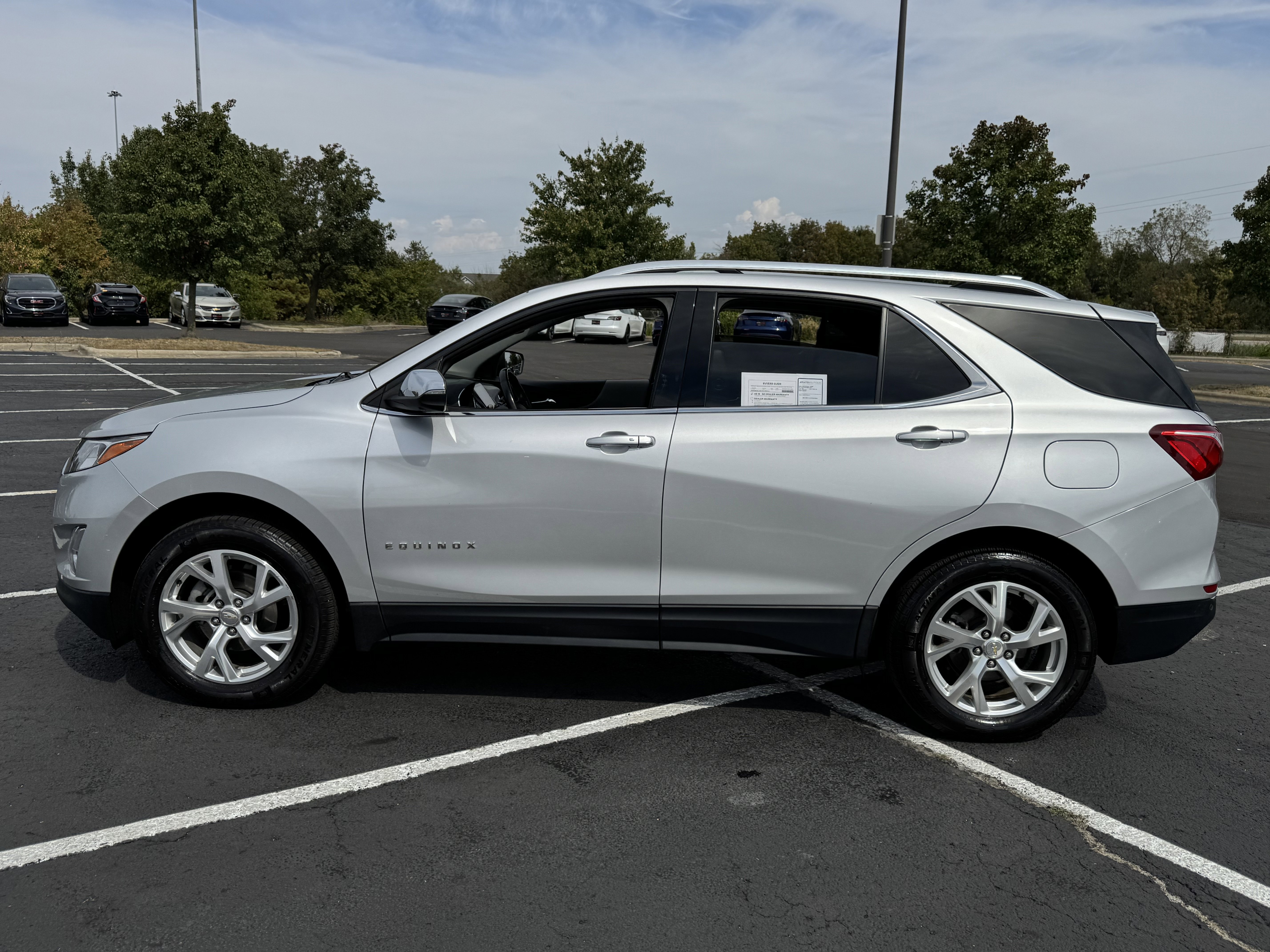 Used 2021 Chevrolet Equinox Premier image 9