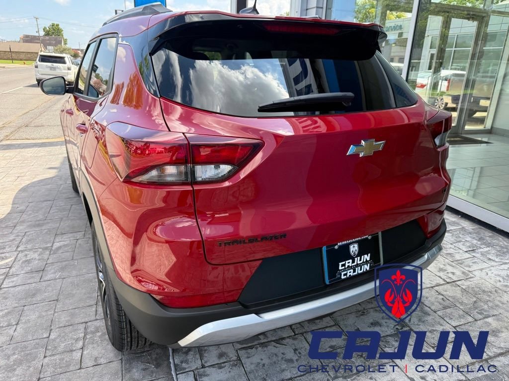 New 2026 Chevrolet TrailBlazer LT FWD image 3