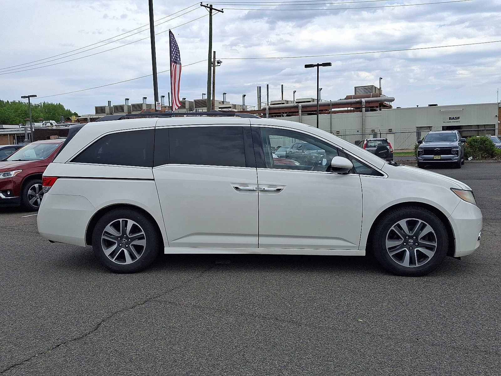 Used 2016 Honda Odyssey Touring Elite image 8