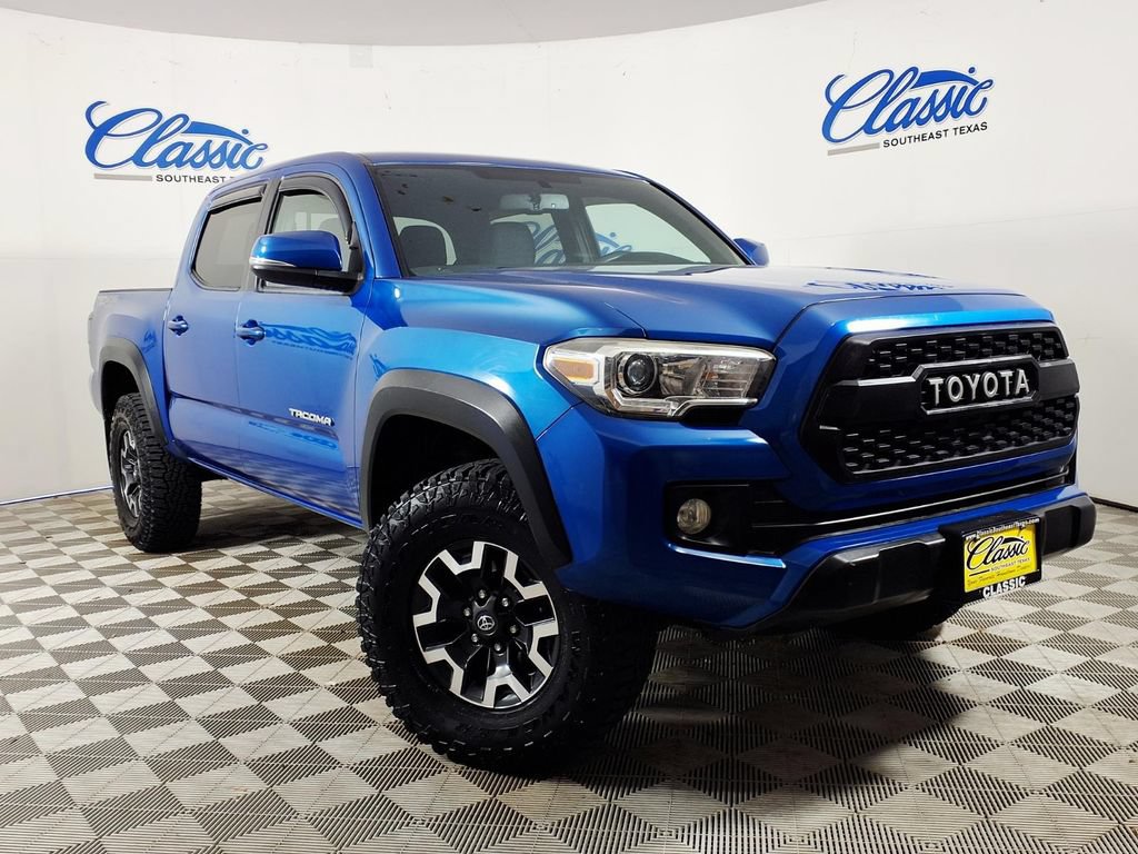 Used 2017 Toyota Tacoma SR AWD/4WD image 1