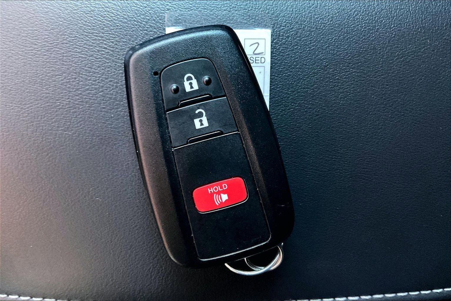 Used 2022 Toyota Corolla SE image 23