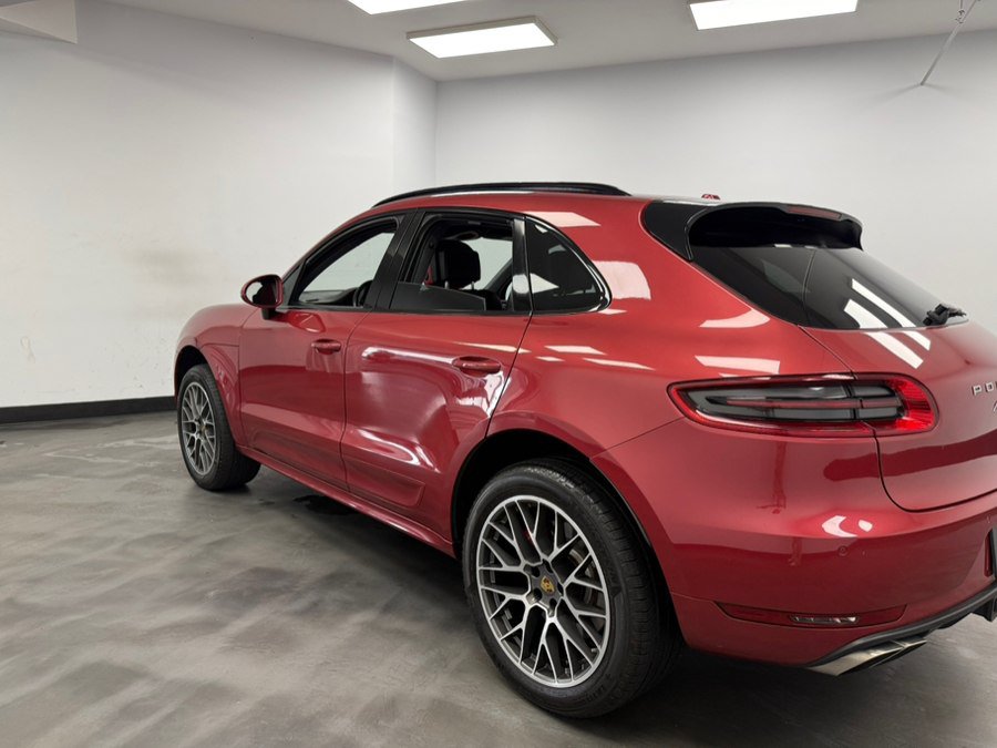 Used 2015 Porsche Macan Turbo w/ Premium Package Plus AWD/4WD image 21