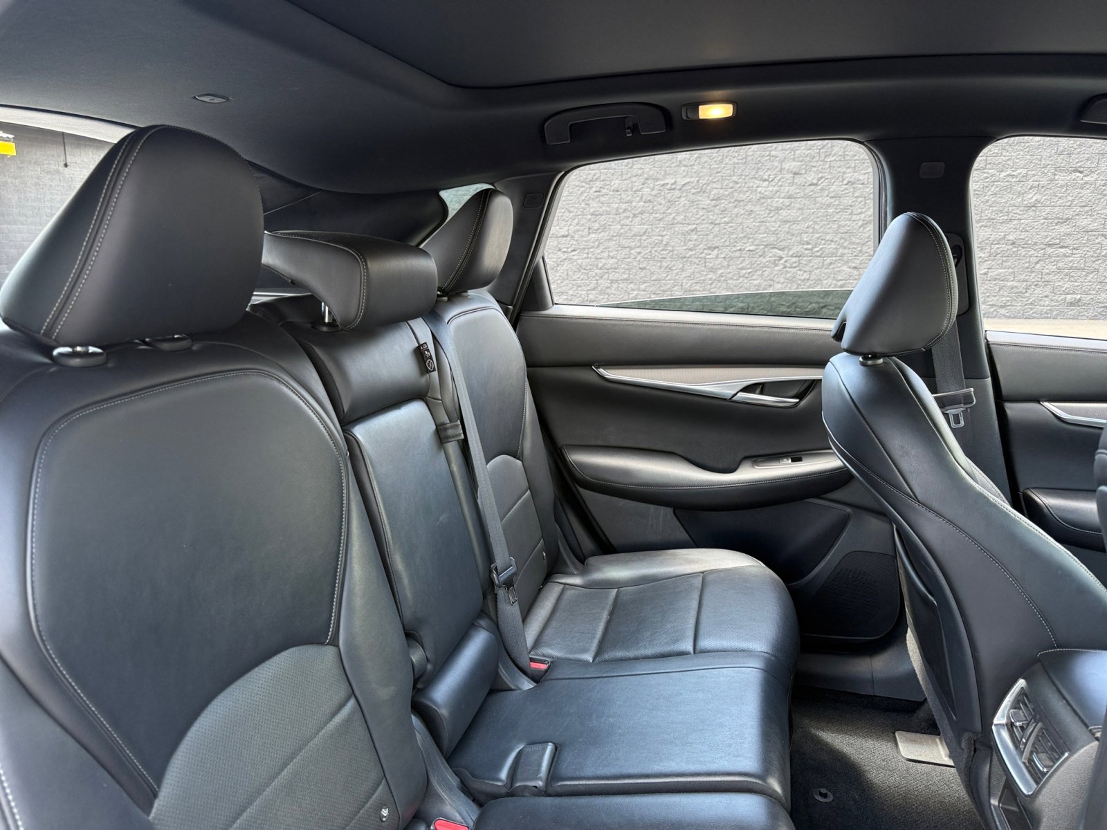 Used 2022 INFINITI QX50 Luxe w/ Appearance Package image 18