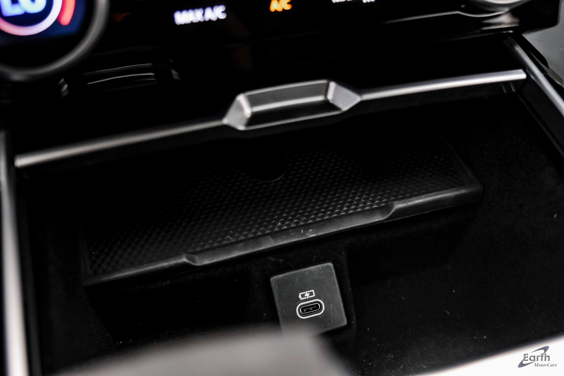 Used 2023 Land Rover Range Rover Autobiography image 54
