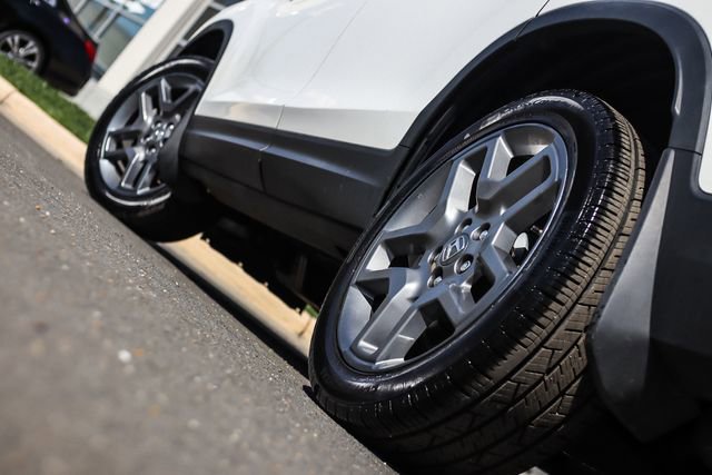 Used 2023 Honda Passport EX-L image 11