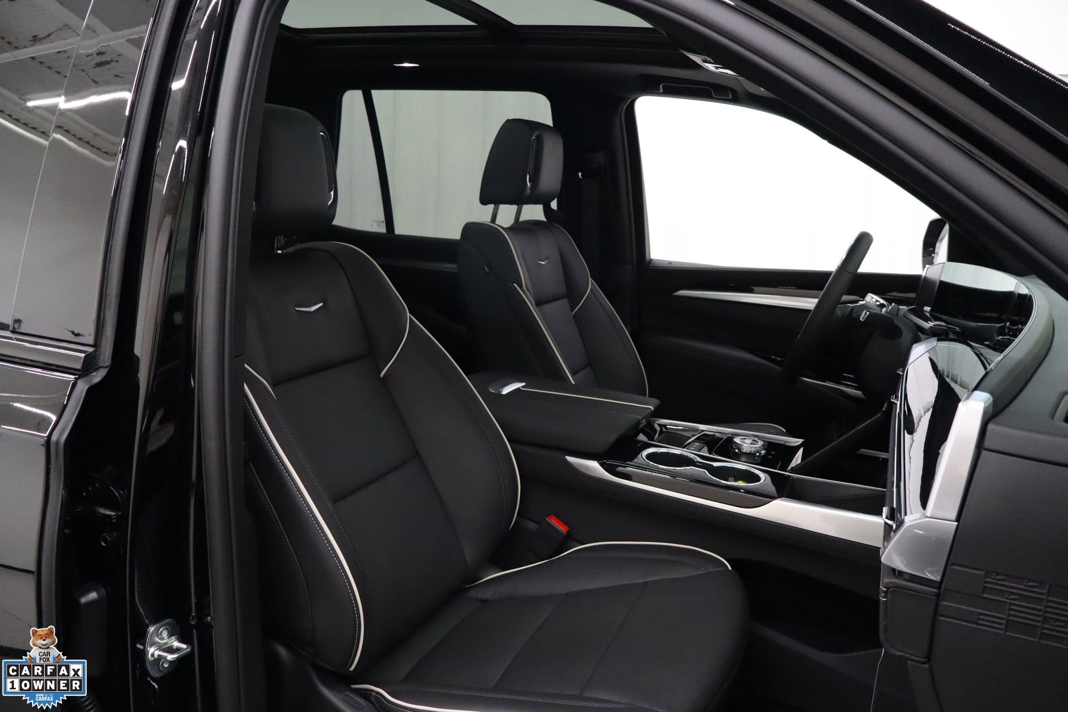 Used 2026 Cadillac Escalade Sport image 33