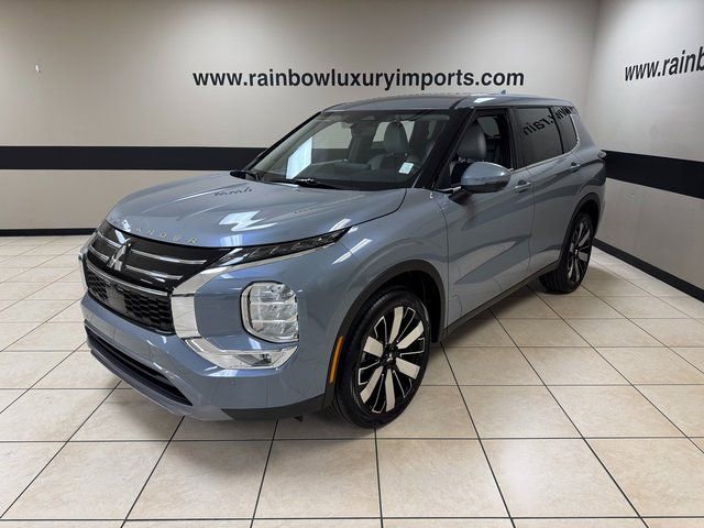 New 2026 Mitsubishi Outlander SE FWD image 3