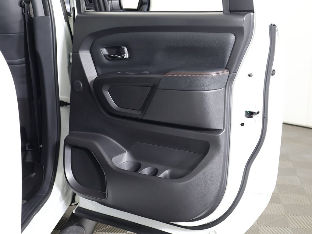 Used 2021 Nissan Titan PRO-4X w/ Pro-4x Convenience Package image 29
