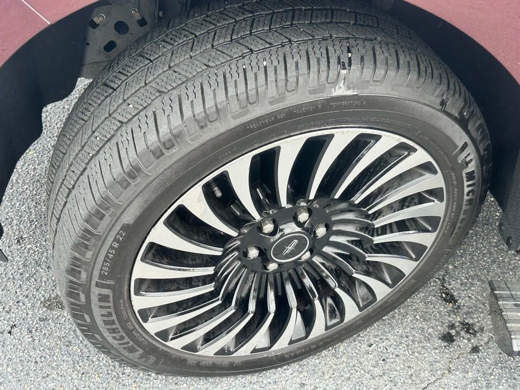 Used 2018 Lincoln Navigator Black Label AWD/4WD image 30