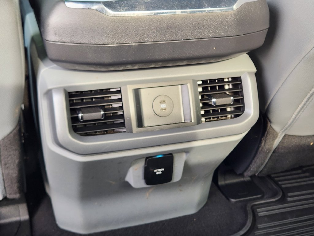 Used 2025 Ford F150 Lightning Flash AWD/4WD image 15