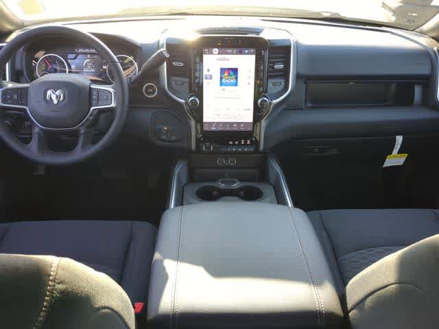 New 2026 RAM 2500 Big Horn AWD/4WD image 16