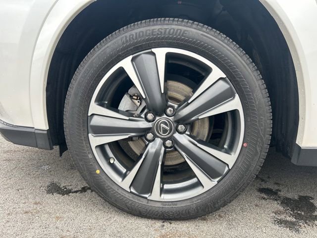 Used 2024 Lexus UX 250h AWD w/ Premium Package image 32