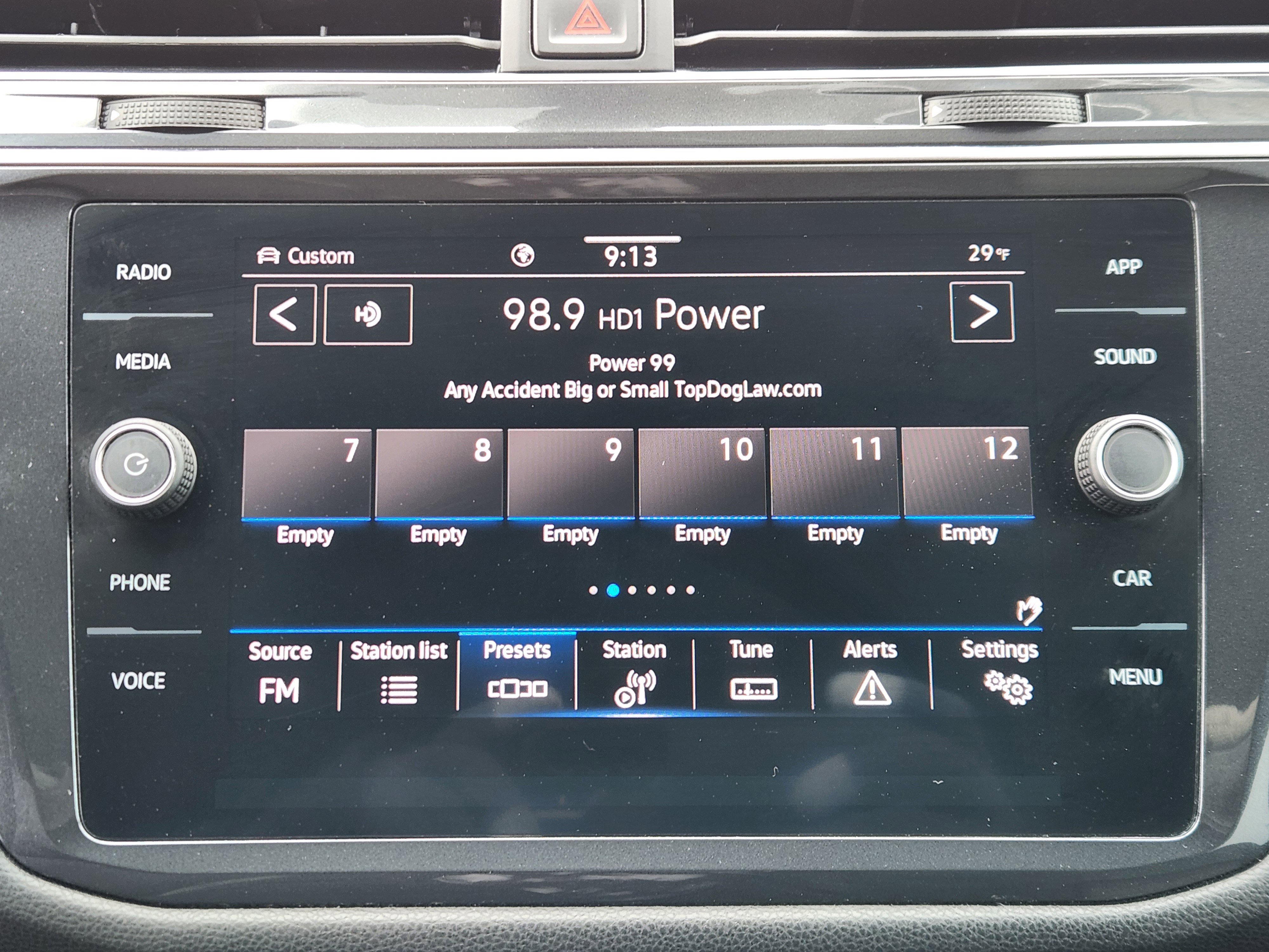 Used 2021 Volkswagen Tiguan SE R-Line w/ 3rd Row Seat Package image 11