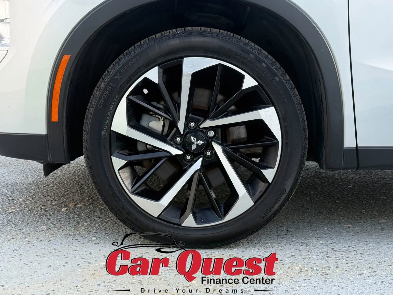 Used 2022 Mitsubishi Outlander SE FWD image 26