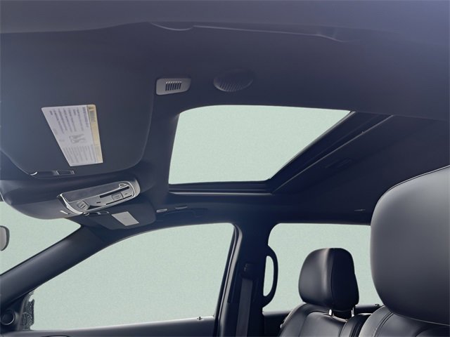 Used 2021 Jeep Grand Cherokee Laredo X image 11