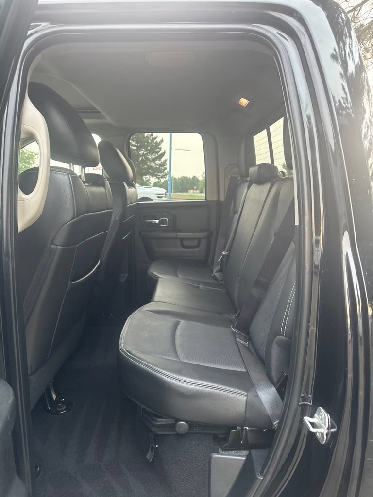 Used 2014 RAM 1500 Laramie w/ Convenience Group AWD/4WD image 5