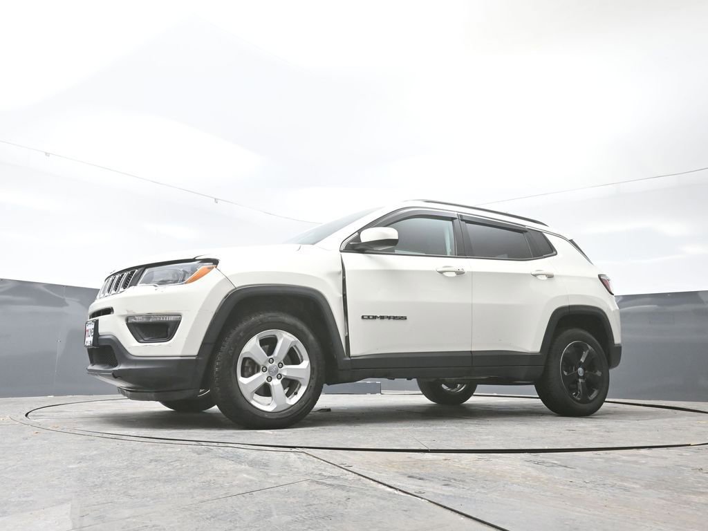 Used 2019 Jeep Compass Latitude w/ Cold Weather Group image 51