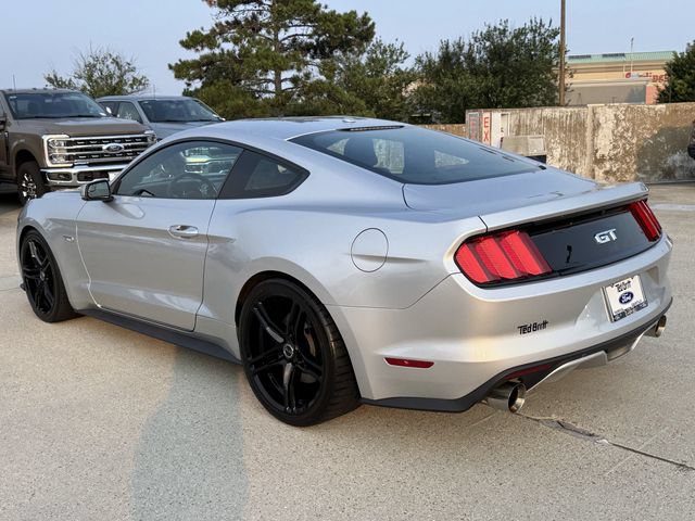 Used 2017 Ford Mustang GT Premium w/ GT Performance Package RWD image 9