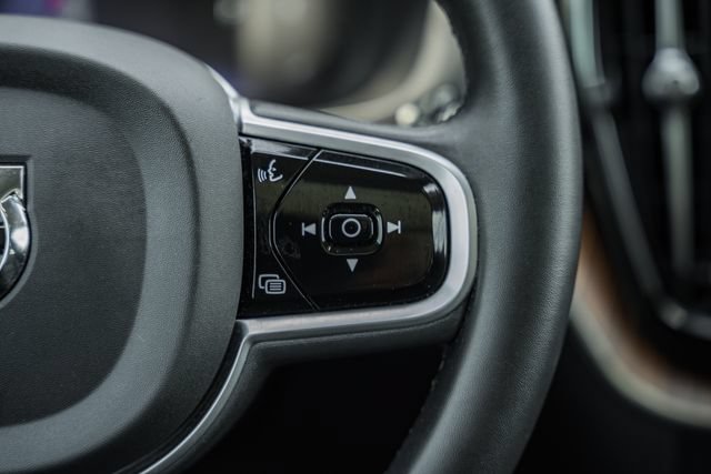 Certified 2023 Volvo XC60 B5 Plus w/ Climate Package AWD/4WD image 27
