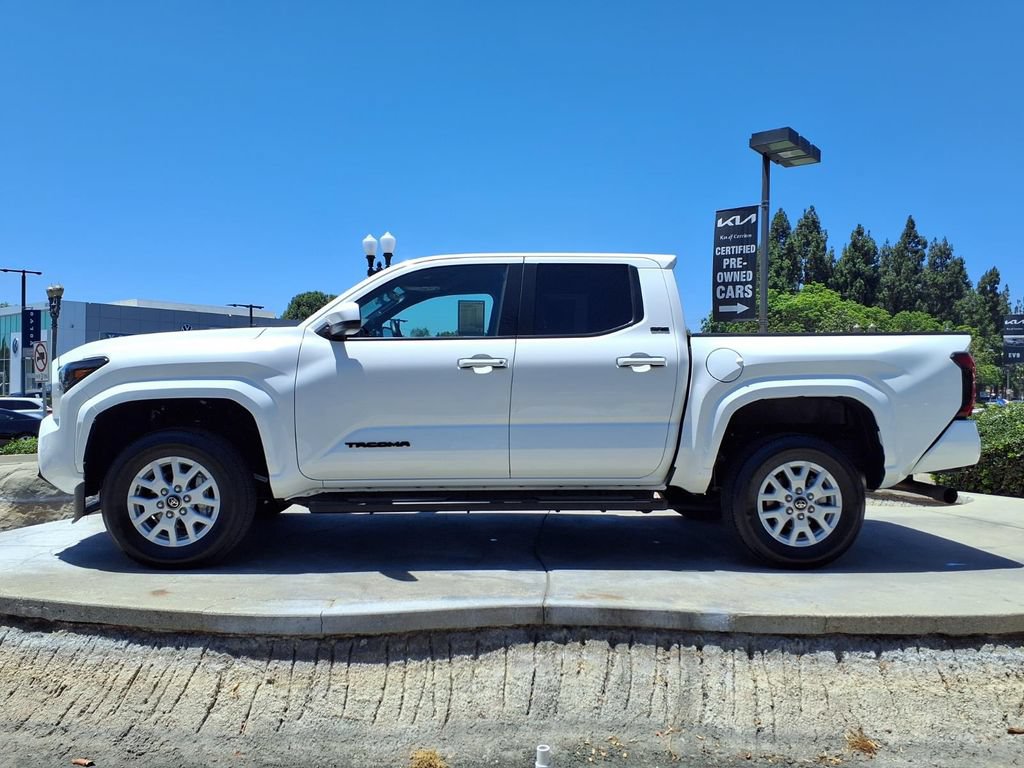 Used 2025 Toyota Tacoma SR5 RWD image 3