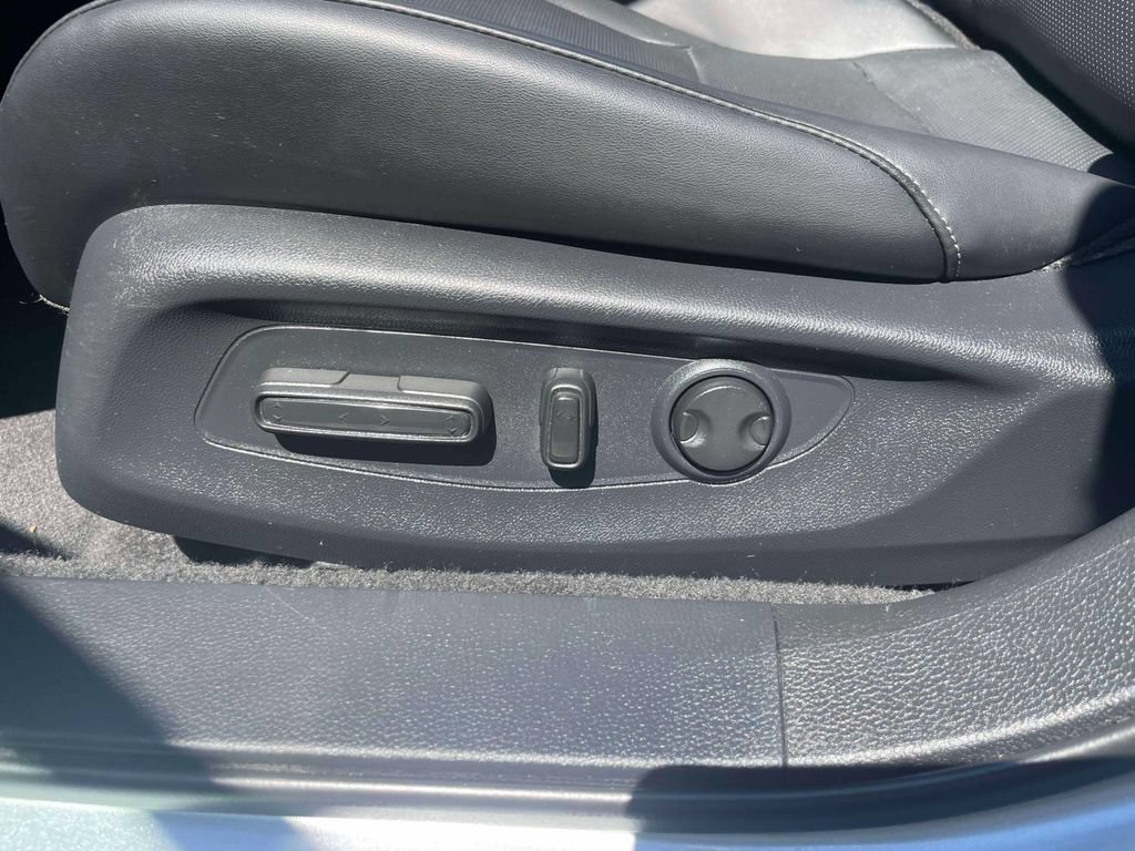Certified 2023 Honda Accord Touring image 18
