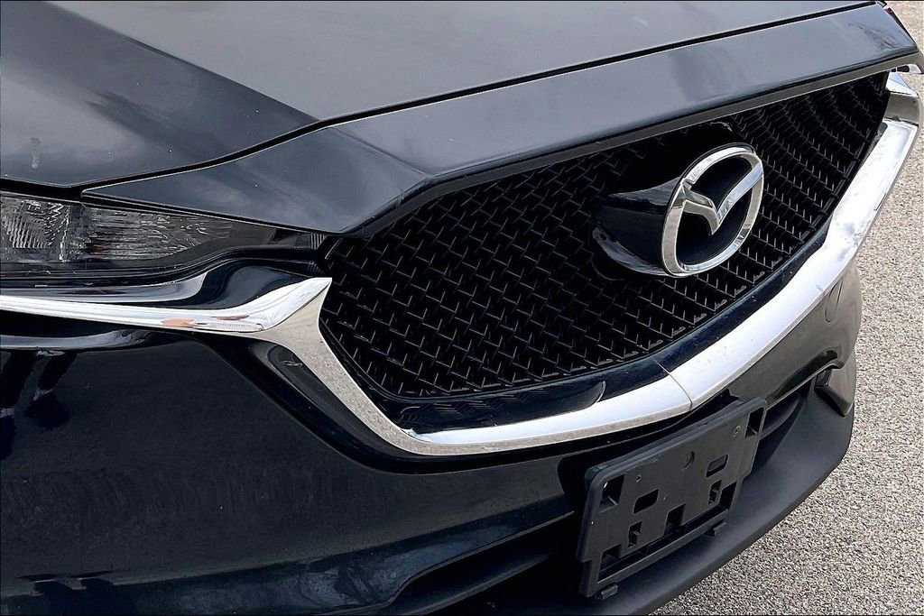 Used 2017 MAZDA CX-5 Touring w/ Preferred Equipment Package image 31