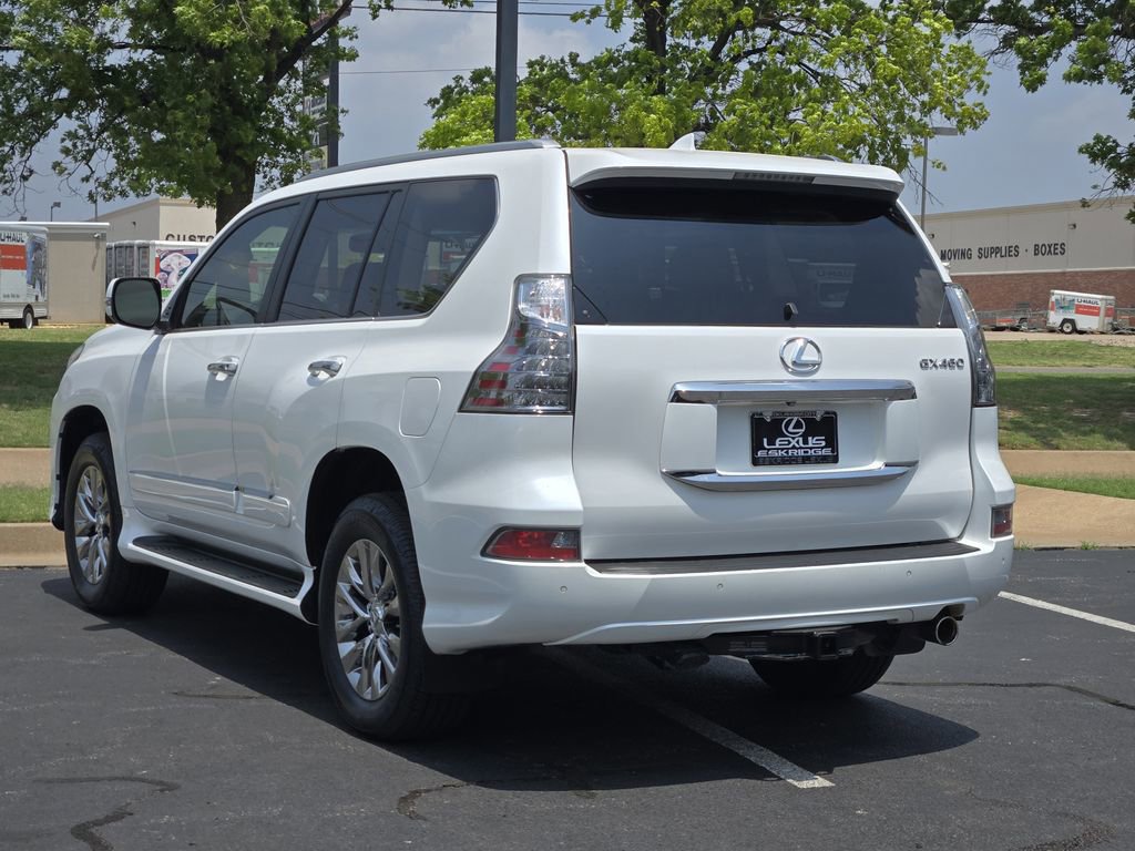 Used 2016 Lexus GX 460 Luxury w/ Preferred Accessory Package AWD/4WD image 5