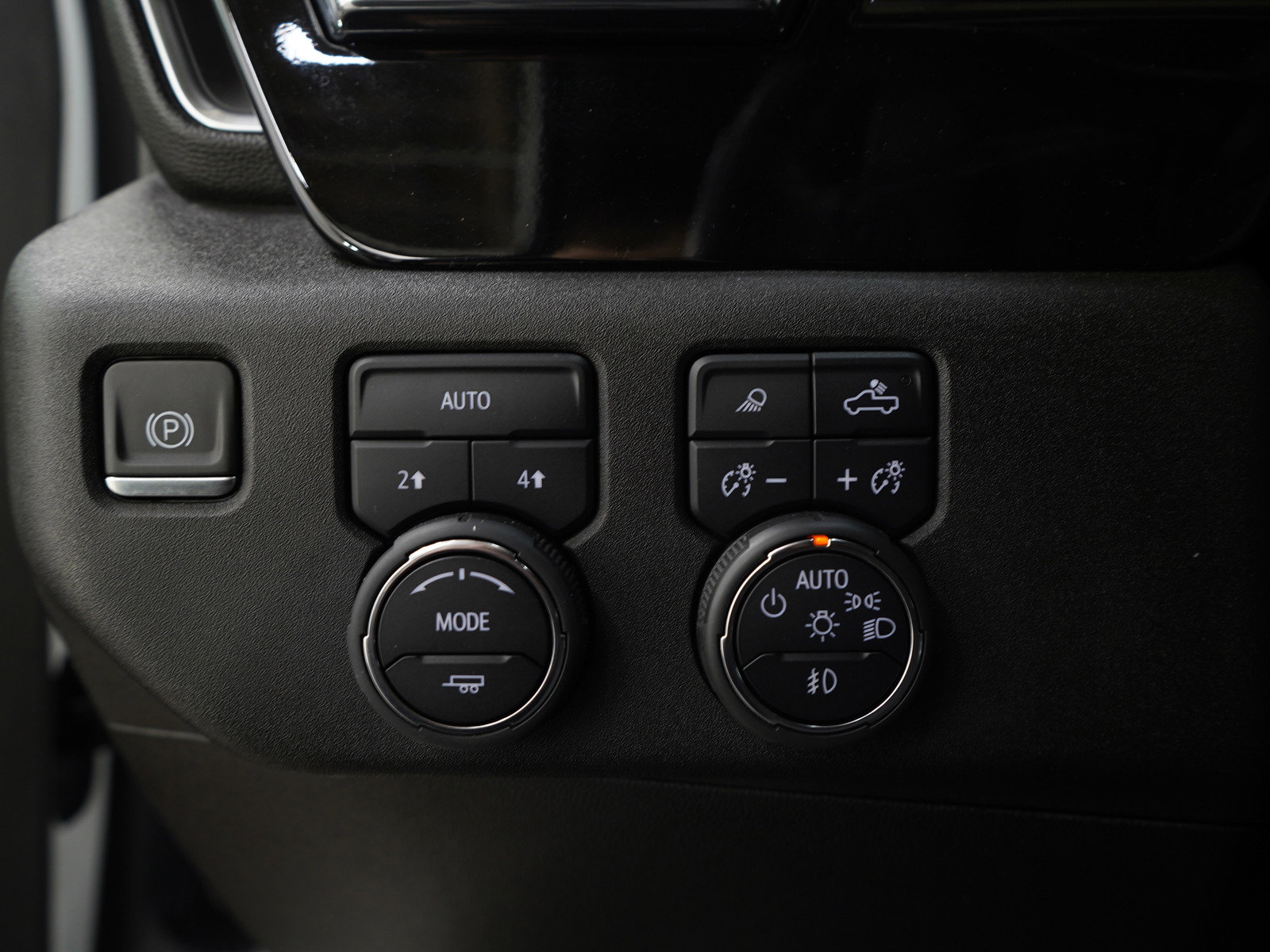 Used 2024 Chevrolet Silverado 1500 RST w/ Convenience Package II image 25