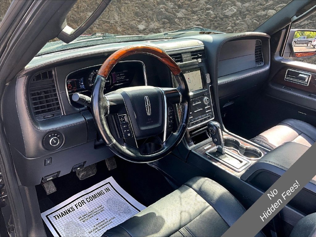 Used 2016 Lincoln Navigator L Reserve AWD/4WD image 11