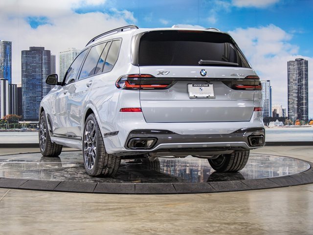 Certified 2025 BMW X7 xDrive40i w/ Executive Package image 9