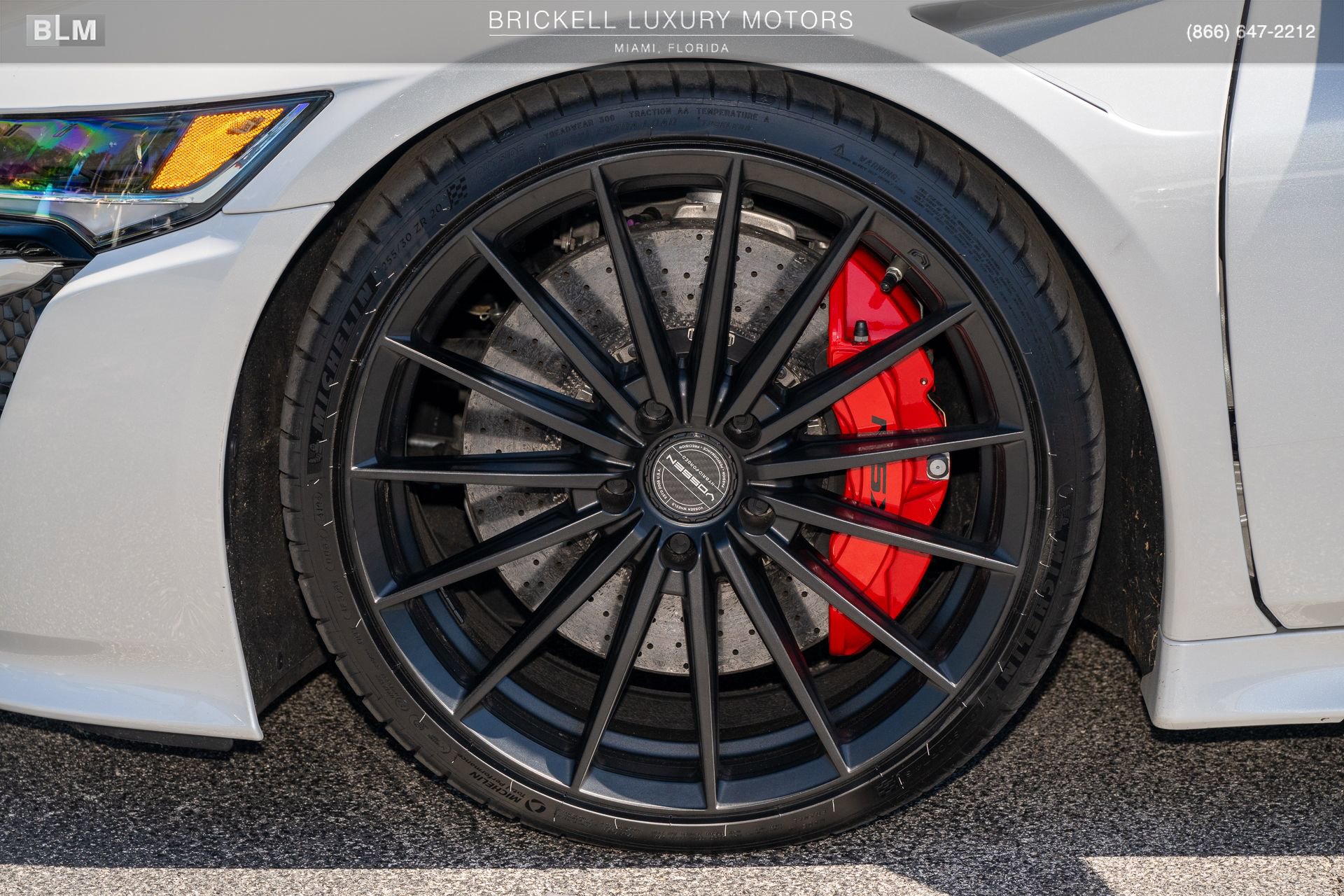 Used 2017 Acura NSX image 31