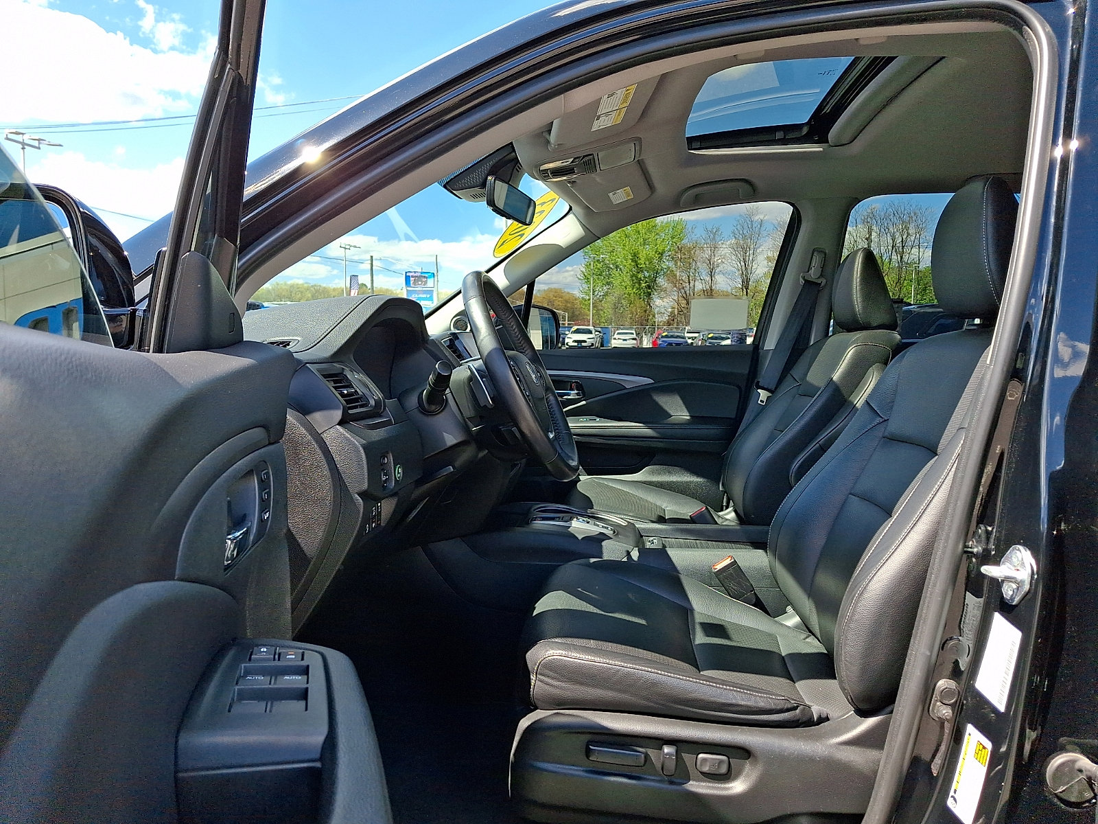 Used 2023 Honda Ridgeline RTL-E image 14