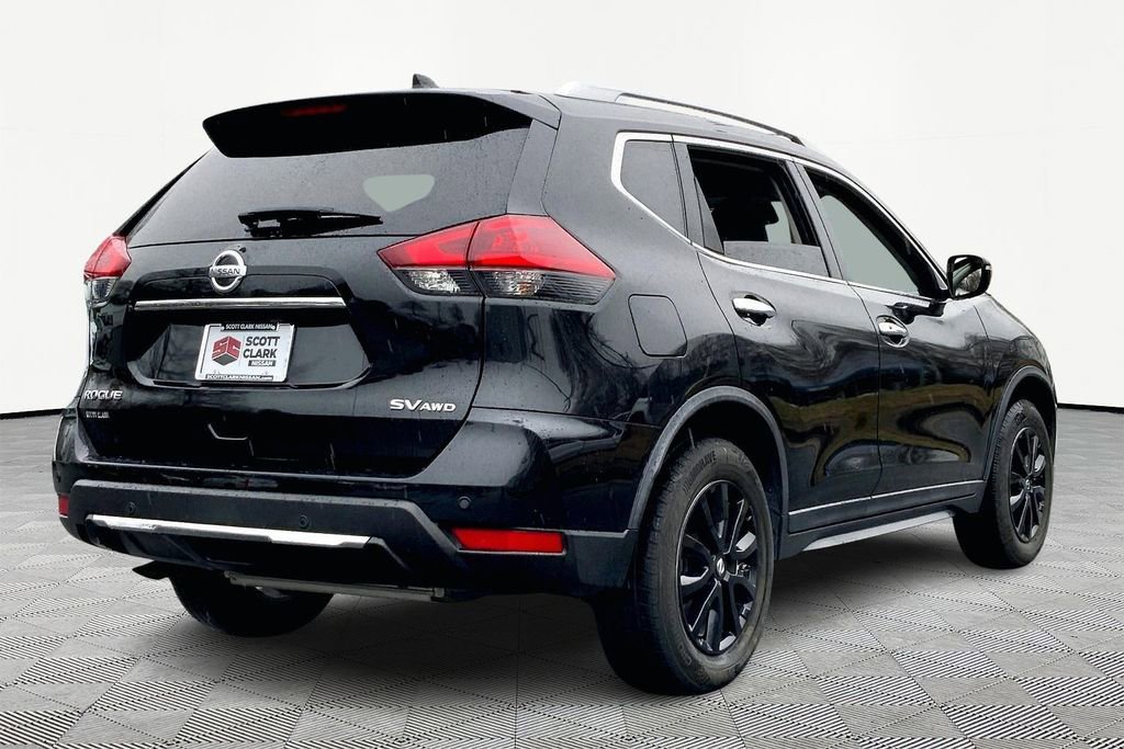 Used 2020 Nissan Rogue SV image 5