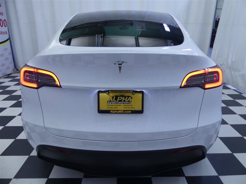 Used 2023 Tesla Model Y Long Range AWD/4WD image 5