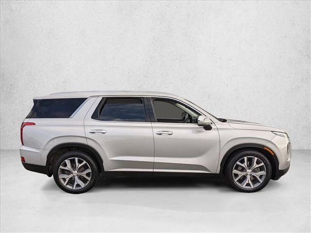 Used 2022 Hyundai Palisade SEL w/ 8P Bench Seat Package FWD image 4