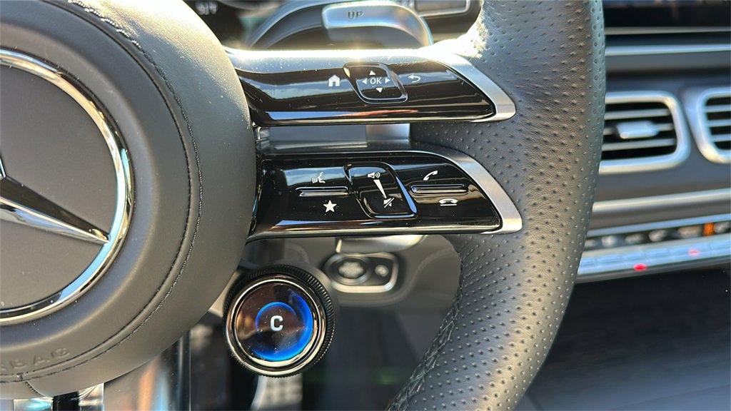 Used 2026 Mercedes-Benz GLS 63 AMG 4MATIC image 14