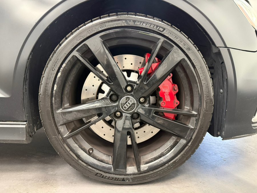 Used 2018 Audi RS 3 w/ Technology Package AWD/4WD image 76