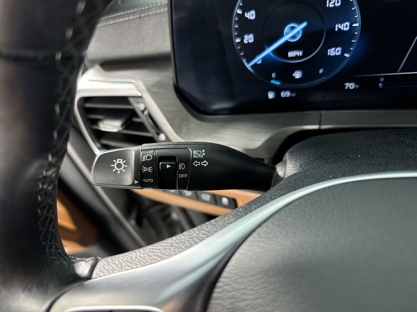 Used 2023 Kia Telluride SX Prestige X-Pro image 16