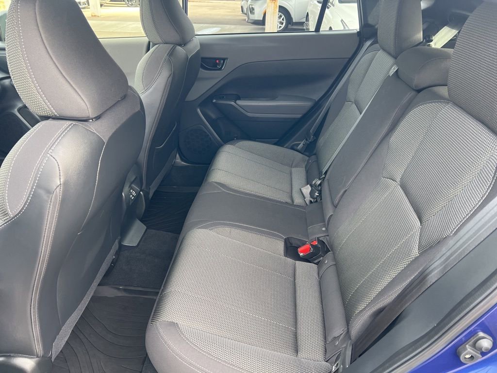Used 2024 Subaru Crosstrek 2.0i Premium image 9