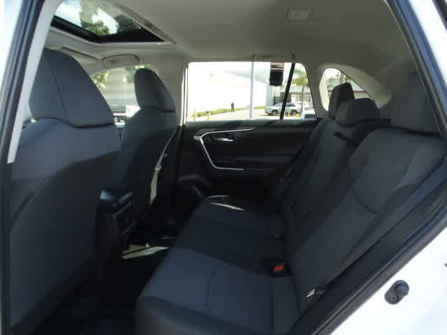 Used 2024 Toyota RAV4 XLE w/ Convenience Package image 32