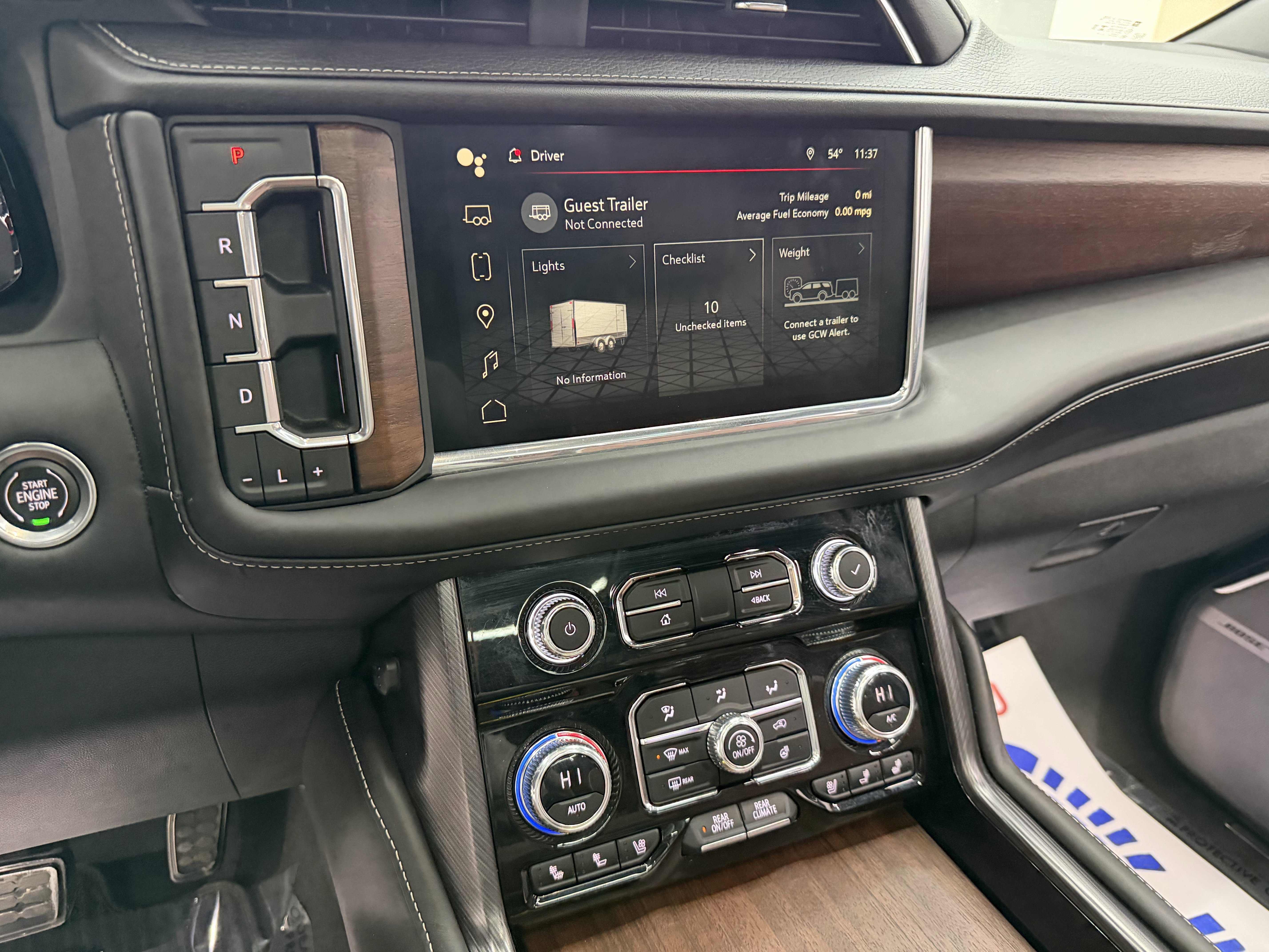 Used 2023 GMC Yukon XL Denali Ultimate w/ LPO, Floor Liner Package image 22