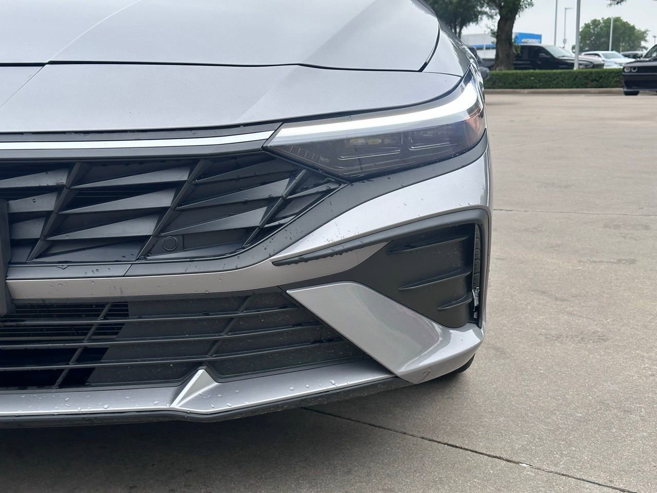 Used 2025 Hyundai Elantra Sport FWD image 4