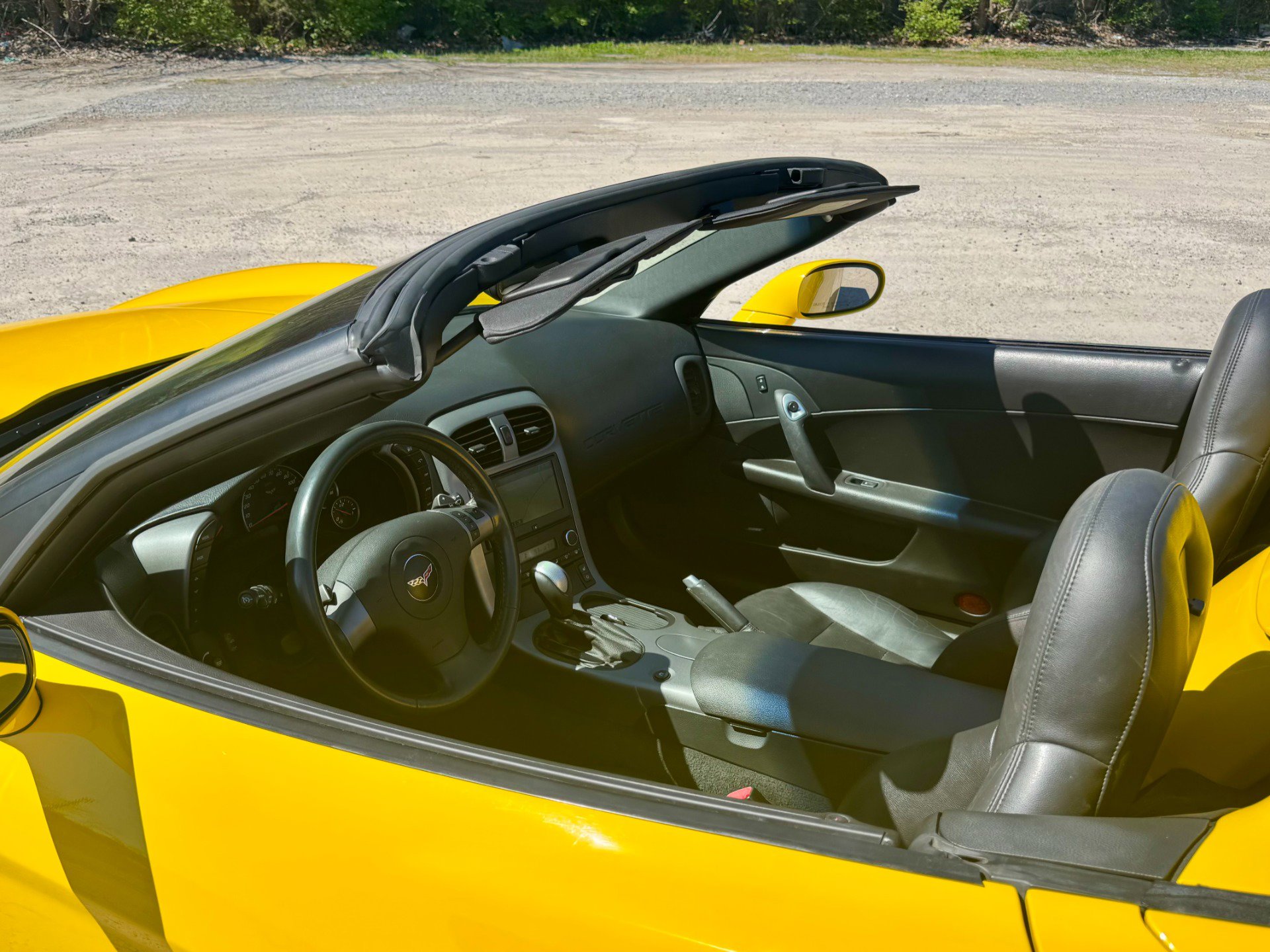 Used 2007 Chevrolet Corvette Convertible w/ Preferred Equipment Group image 15