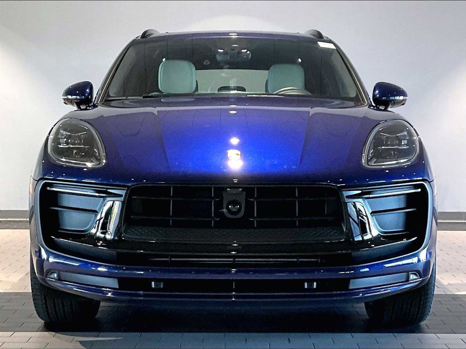 Used 2025 Porsche Macan Turbo image 13