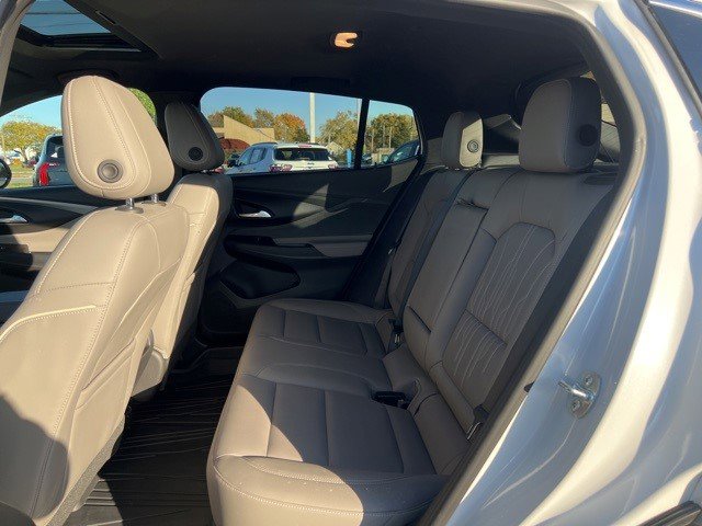 Certified 2025 Buick Envista Avenir image 17