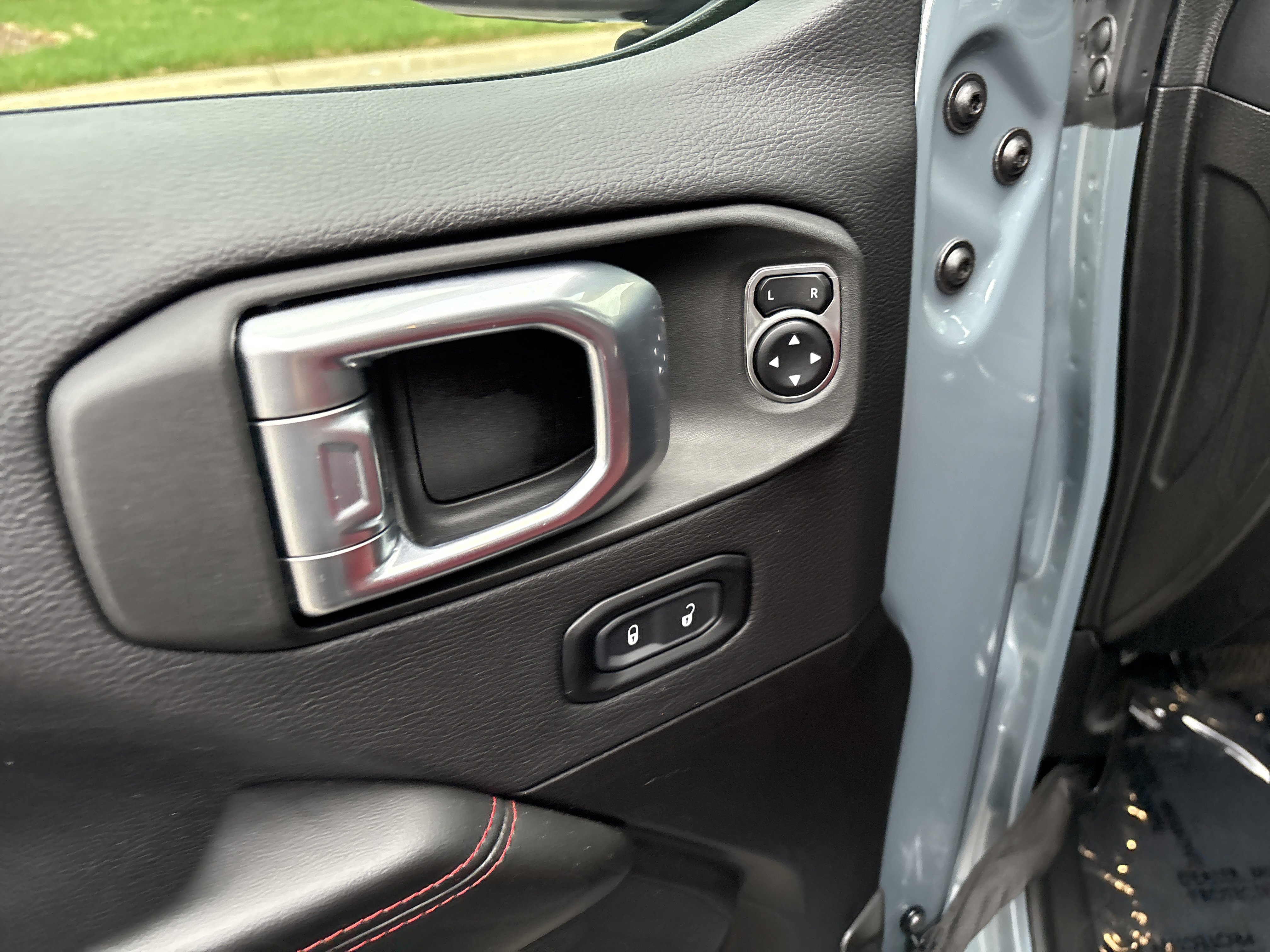 Certified 2024 Jeep Wrangler Unlimited Rubicon 392 w/ Dual Top Group AWD/4WD image 15