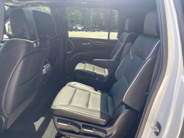 Certified 2024 Cadillac Escalade ESV Premium Luxury AWD/4WD image 20